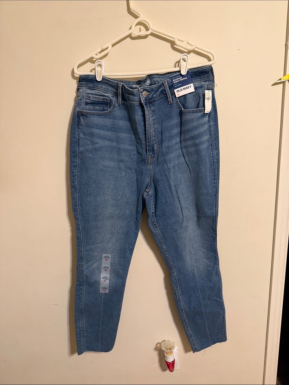 Old Navy Rockstar Super Skinny Jeans